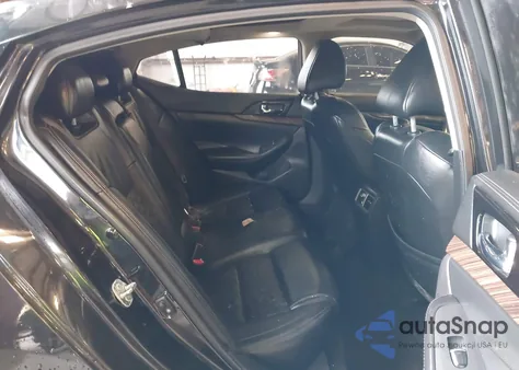 2016 Nissan Maxima 3.5 Platinum z USA, uszkodzony, nr VIN 1N4AA6AP7GC377780